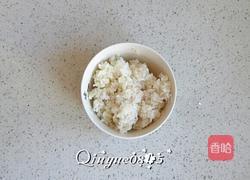 皮蛋瘦肉粥的做法图解1