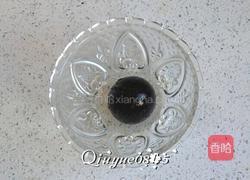皮蛋瘦肉粥的做法图解2
