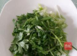 香菜鸡蛋饼的做法图解2