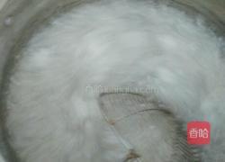 椰汁西米露的做法图解2