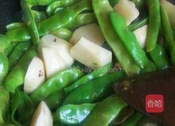 米汤土豆炖豆角。的做法图解3
