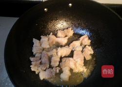 洋葱苦瓜五花肉的做法图解3