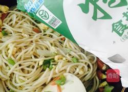 素菜鸡蛋炒面的做法图解9