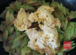 鸡蛋苦瓜片的做法图解8