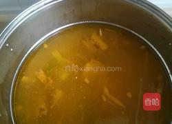 老母鸡大补汤的做法图解3