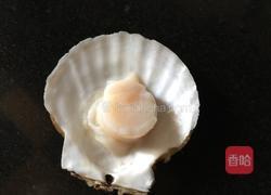 蒜蓉粉丝蒸扇贝的做法图解1
