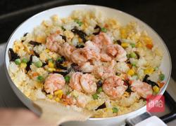 虾仁儿炒饭的做法图解7