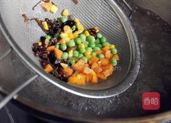 虾仁儿炒饭的做法图解3