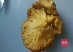 猴头菇猪骨汤的做法图解2