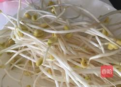 香菇瘦肉芽菜粥的做法图解2