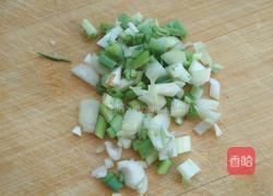 炝油麦菜的做法图解2