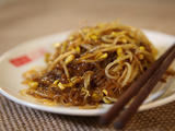 黄豆芽炒粉条