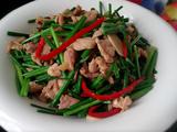 韭菜花炒肉