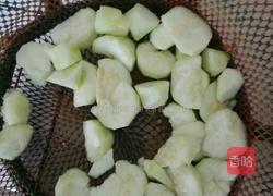 丝瓜豆腐汤的做法图解3