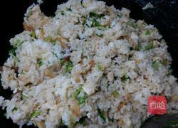 咸鱼鸡粒炒饭的做法图解5