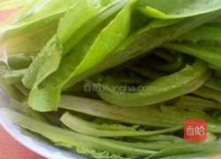 炝油麦菜的做法图解1