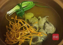 鸡腿虫草汤的做法图解6