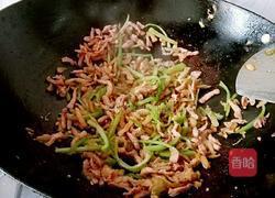 榨菜青椒炒肉丝的做法图解6