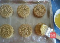 莲蓉蛋黄月饼的做法图解13