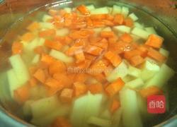 土豆焖饭的做法图解2
