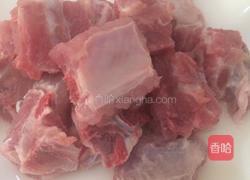冬瓜排骨汤的做法图解1