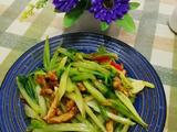 西芹炒肉