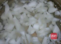 冰糖雪梨的做法图解2