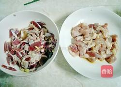 双椒炒鸡肾的做法图解3