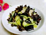 青瓜瘦肉炒木耳
