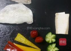 铁板香煎比目鱼的做法图解1