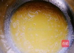 蜂蜜豆浆渣戚风蛋糕的做法图解2