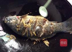 红烧鲤鱼的做法图解4