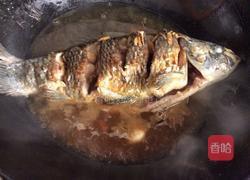 红烧鲤鱼的做法图解6