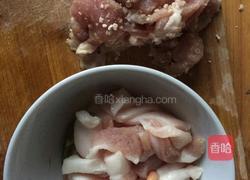红薯丸烧肉的做法图解1