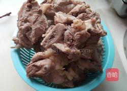 酱骨头的做法图解1