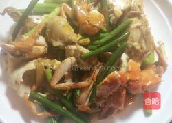 蒜苔炒蟹的做法图解8