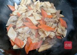 三椒杏鲍菇炒肉的做法图解4