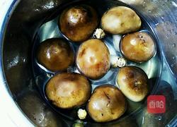 香菇滑蛋汤的做法图解2