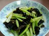 芹菜炒木耳
