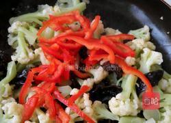 小炒菜花的做法图解6