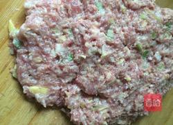 香菜水汆丸子的做法图解2
