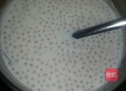 火龙果牛奶西米露的做法图解2