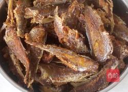 香辣黄花鱼罐头的做法图解4