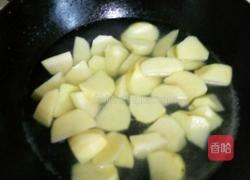 咖喱土豆鸡腿饭的做法图解2