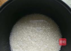  ♥ 蘑菇玉米粒粥的做法图解1