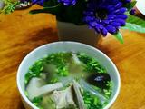 龙骨萝卜香菇汤