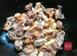 鸡肉炒木耳的做法图解7