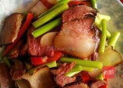 蒜苔炒腊肉的做法图解8