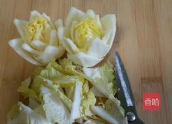 白菜莲花粉丝汤的做法图解6