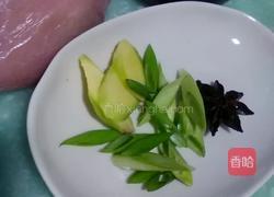 青椒炒肉的做法图解1